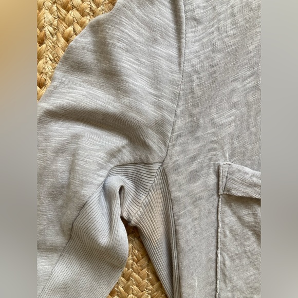 Button-Up Shirt - Picture 9 of 10